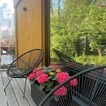 Beautiful Amstel Houseboat