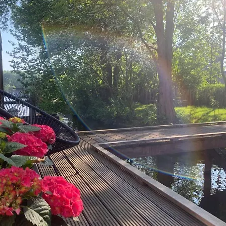 Apartment Beautiful Amstel Houseboat Amsterdam
