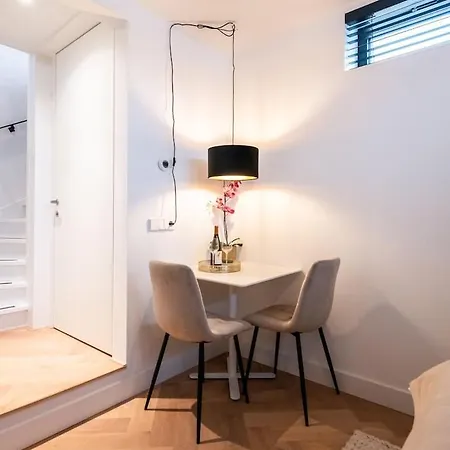 Apartment Beautiful Amstel Houseboat