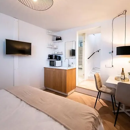 Daire Beautiful Amstel Houseboat *